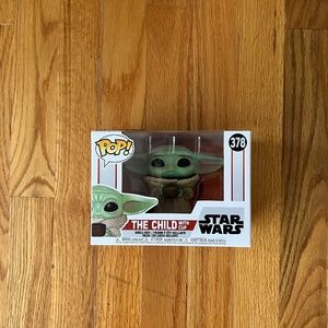 NWT Pop Funko Star Wars The Child with Cup